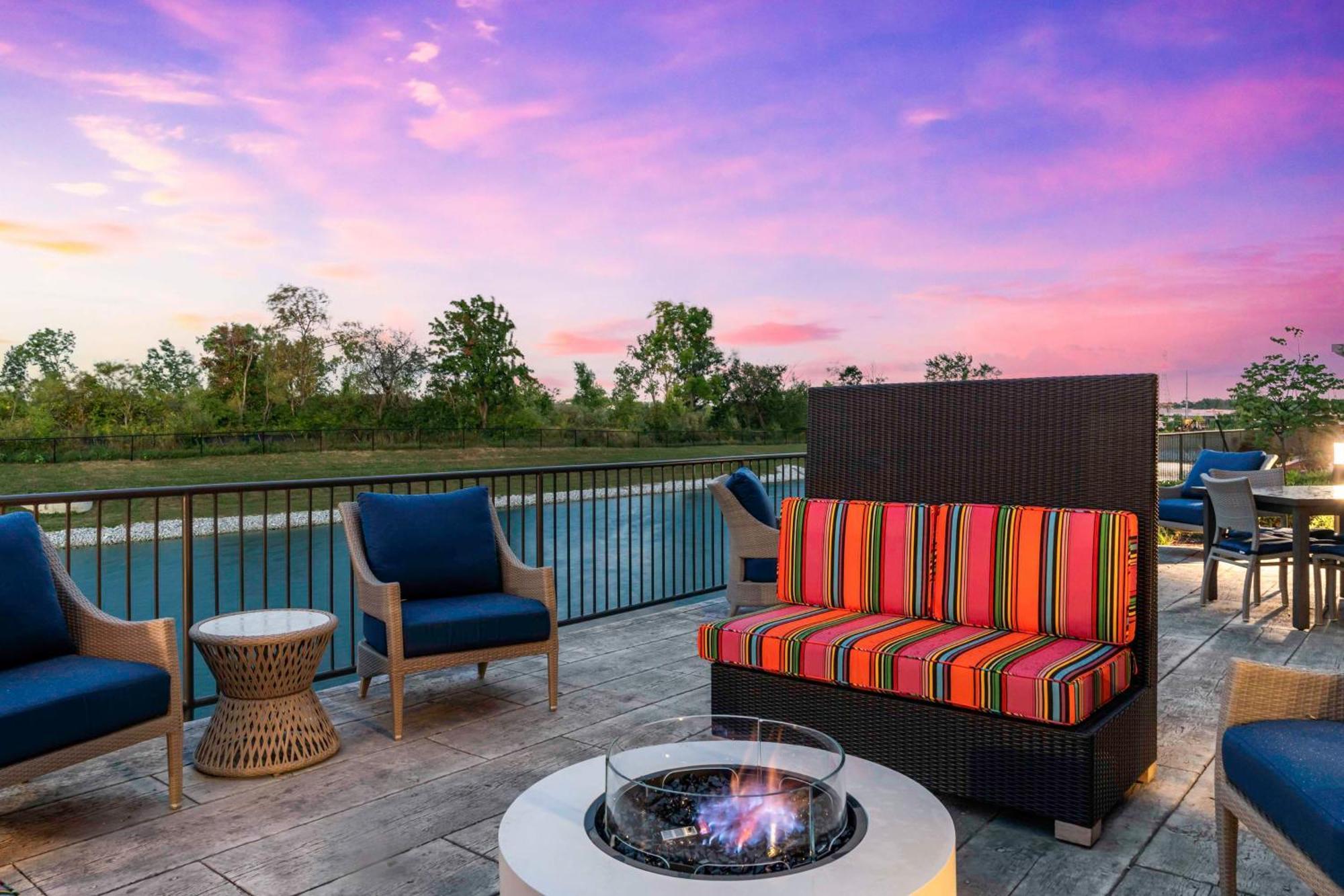 ฮิลตัน การ์เดน อินน์ ฟอร์ต เวน นอร์ท, อินเดียนา Sunnybrook Acres ภายนอก รูปภาพ